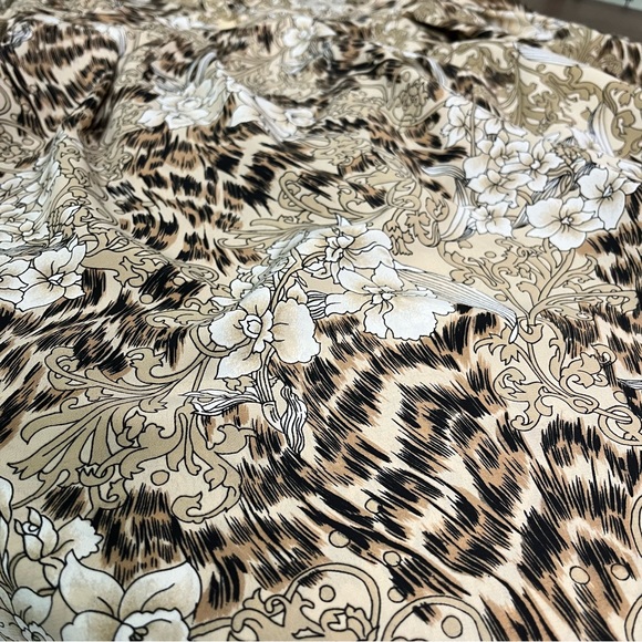 Vintage Floral Matching Blouse & Shorts Set - Picture 10 of 11